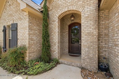 Welcome to 109 Hampton Pl located in one of Madison County's - photo 3