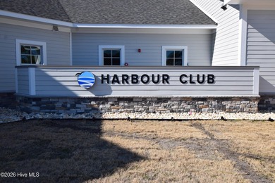 Fairfield Harbour, New Bern NC. Move into this gated community - photo 8