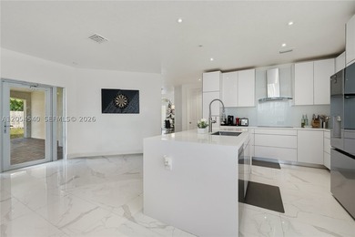 Welcome to this cozy and beautifully 4 bedrooms 2 1/2 bathrooms - photo 4