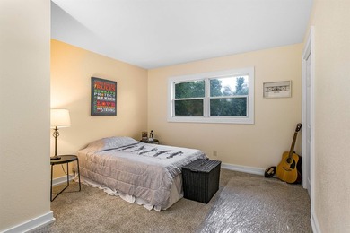 Nestled on a beautiful 1.1-acre lot in a peaceful country - photo 24