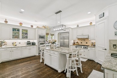 Showstopper! Entertain Friends and Family in this Rare Gem and - photo 8