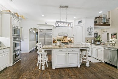 Showstopper! Entertain Friends and Family in this Rare Gem and - photo 9