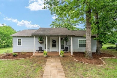 Cedar Creek Lake Home For Sale in Tool Texas