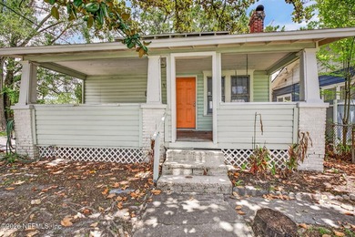 Fall in love with this charming Murray Hill bungalow - photo 3