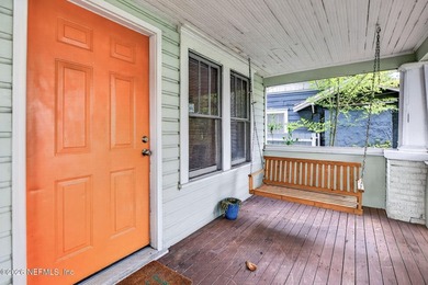 Fall in love with this charming Murray Hill bungalow - photo 4