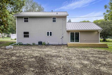 Nestled on a beautiful 1.1-acre lot in a peaceful country - photo 44
