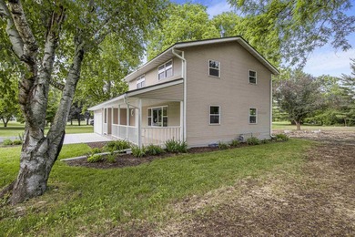 Nestled on a beautiful 1.1-acre lot in a peaceful country - photo 47