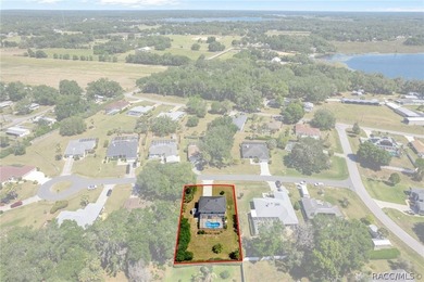 Nestled on a quiet cul-de-sac, this original-owner, custom-built - photo 3