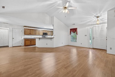 RARE OPPORTUNITY!! All-Brick Pool Home on 0.67 Acre lot with NO - photo 11