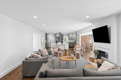 Experience the perfect blend of modern style and coastal - photo 12