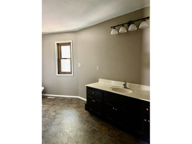 If you've been searching for a home that feels like a retreat - photo 14
