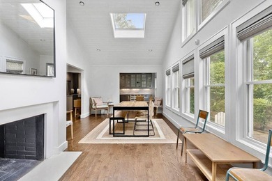 Experience the perfect blend of modern style and coastal - photo 15