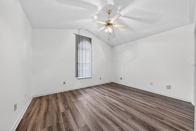 RARE OPPORTUNITY!! All-Brick Pool Home on 0.67 Acre lot with NO - photo 16