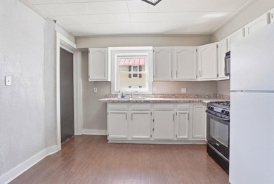 Perfectly situated just moments from Gramercy Park, this - photo 9