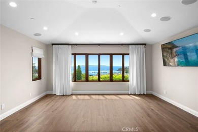 Experience panoramic views of Emerald Bay, the Pacific Ocean - photo 10