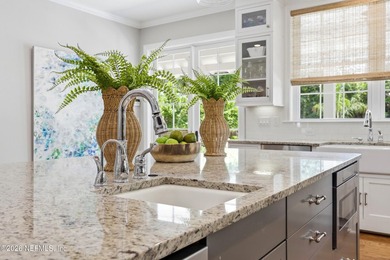 Beautifully renovated 2-story home near San Marco & just a short - photo 21