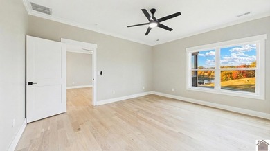Welcome to your dream waterfront villa at 362 Moon Bay, Kuttawa - photo 21
