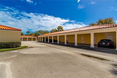 Enjoy the fabulous lifestyle of Grand Harbor! Rare 1st floor - photo 22