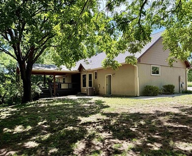 If you've been searching for a home that feels like a retreat - photo 26