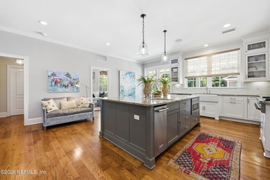 Beautifully renovated 2-story home near San Marco & just a short - photo 27