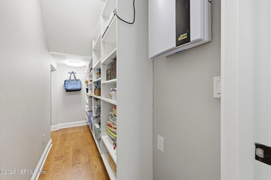 Beautifully renovated 2-story home near San Marco & just a short - photo 28