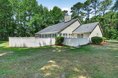 RARE OPPORTUNITY!! All-Brick Pool Home on 0.67 Acre lot with NO - photo 31