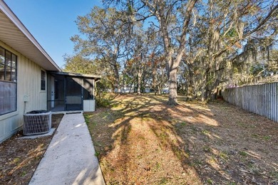 4662 Lighthouse Circle, Orlando, FL 32808 offers comfortable - photo 38