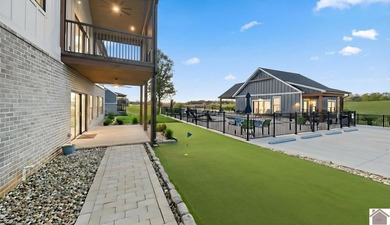 Welcome to your dream waterfront villa at 362 Moon Bay, Kuttawa - photo 45