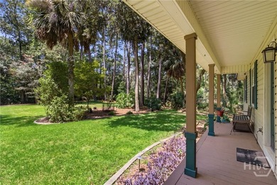 Hidden Gem! Burnside Island Living with secluded privacy! This - photo 4