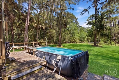 Hidden Gem! Burnside Island Living with secluded privacy! This - photo 9
