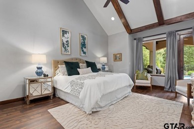 This is the home you've been waiting for. Located in the - photo 17