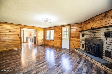 Cozy Adirondack ranch with Lake access, through Day Private - photo 18