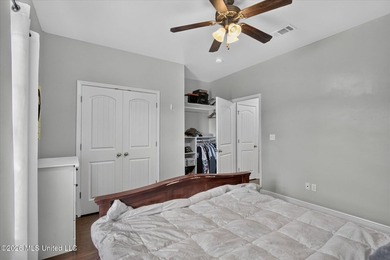 Welcome home!! This spacious 3bed 2 bath split plan in St Martin - photo 26