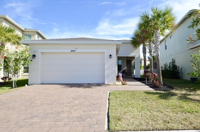 (private lake, pond, coastal) Home For Sale in Port Saint Lucie Florida