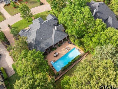 This is the home you've been waiting for. Located in the - photo 42