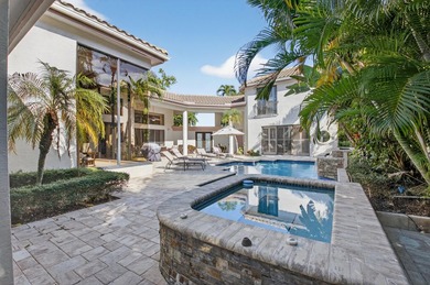 FABULOUS CUSTOM DESIGNED COURTYARD HOME. ONE STORY MAIN HOUSE - photo 8