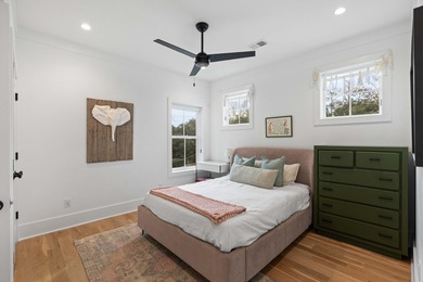 3,000 SF + 1,000 SF ADU!! Nestled in the heart of Old Mount - photo 19