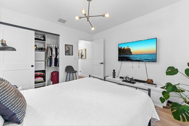 Prepare to be captivated by this stunning single-family home - photo 31