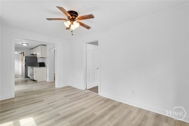 627 W 48th St - photo 3