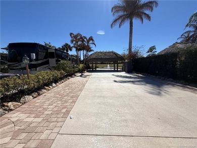 Nestled within an exclusive gated RV resort, this exceptional - photo 4