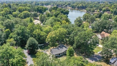 Holiday Lake Home For Sale in Worden Illinois