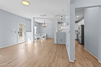 Welcome home to The Landing at Mill Creek in Sneads Ferry! This - photo 8