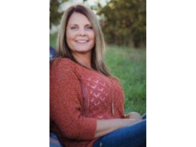 Mareshah Taber  with Ozark County Realty LLC. in MO advertising on LakeHouse.com