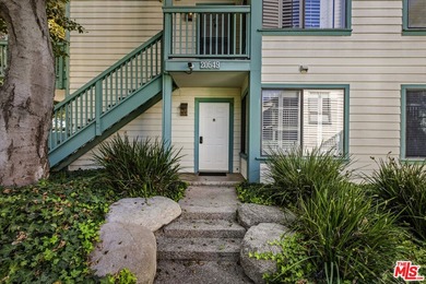 Ideally situated in Ponderosa West, this bright 1-bedroom - photo 2