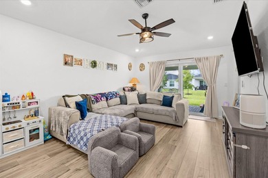 Welcome to this thoughtfully designed 3 bedroom, 2 bathroom - photo 14