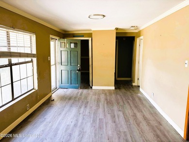 INVESTORS SPECIAL!!! This home is ready for a transformation - photo 5