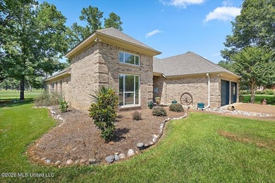 Welcome to 514 S Deerfield Drive in Deerfield subdivision! This - photo 3