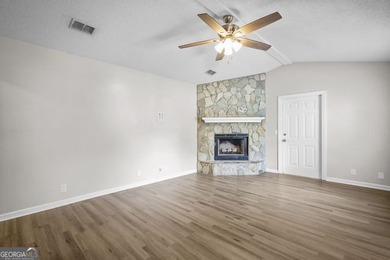 A beautifully updated 3 bedroom, 2 bath home located in the - photo 5