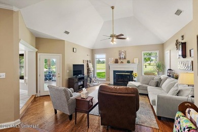 Welcome to 514 S Deerfield Drive in Deerfield subdivision! This - photo 7