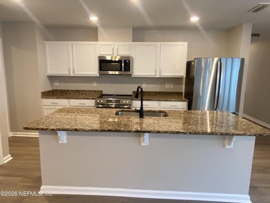 Fully Renovated 4-Bedroom, 2-Bath Home in the Heart of - photo 6